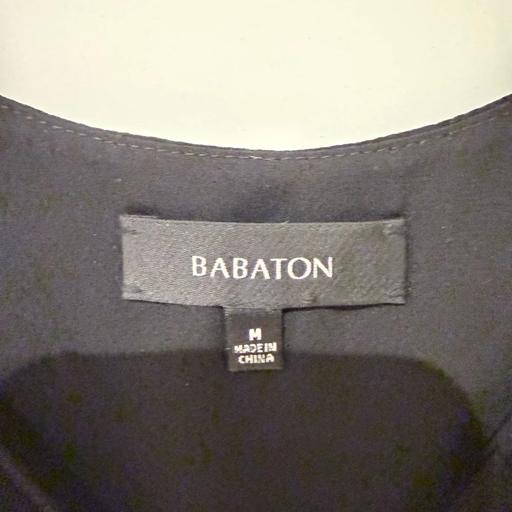 Babaton Classic Black Blouse - Picture 3 of 3